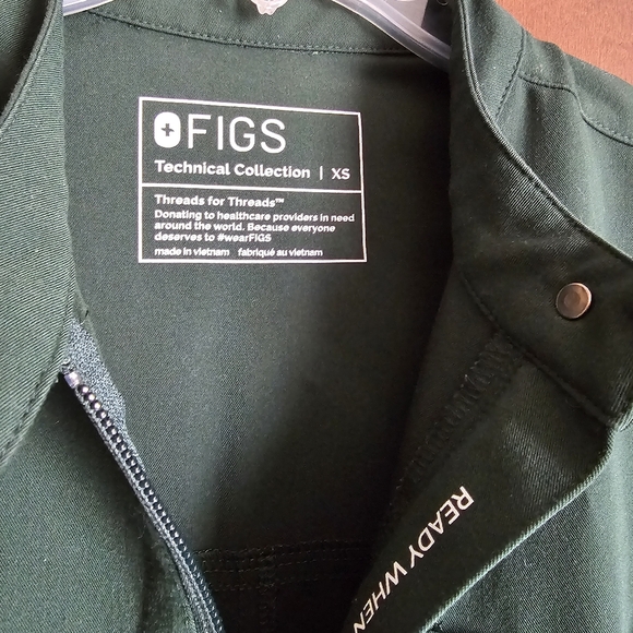 FIGS BRITISH RACING GREEN SCRUB JUMPSUIT. - Picture 3 of 4